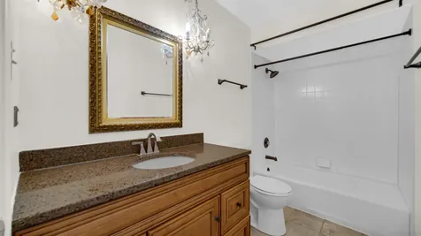 621 Escanaba Avenue Calumet City IL 60409