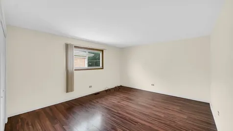 621 Escanaba Avenue Calumet City IL 60409