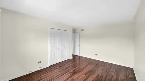 621 Escanaba Avenue Calumet City IL 60409
