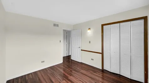 621 Escanaba Avenue Calumet City IL 60409