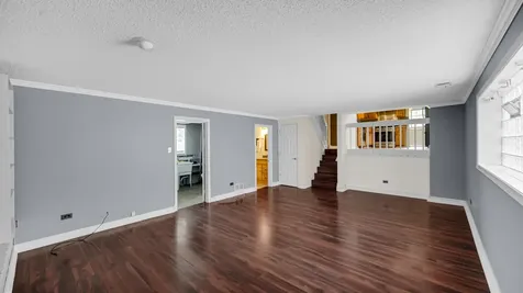 621 Escanaba Avenue Calumet City IL 60409