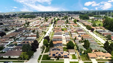 621 Escanaba Avenue Calumet City IL 60409
