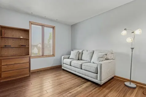 1826 West Catalpa Lane Mount Prospect IL 60056