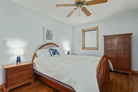 1826 West Catalpa Lane Mount Prospect IL 60056