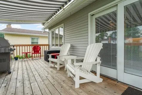 1826 West Catalpa Lane Mount Prospect IL 60056