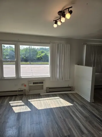 8758 West Berwyn Avenue Chicago IL 60656