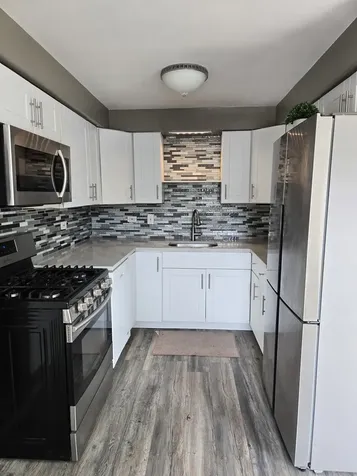 8758 West Berwyn Avenue Chicago IL 60656