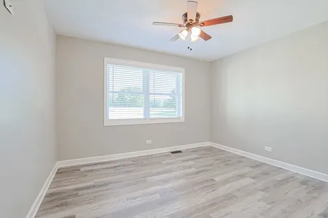6805 Johnsburg Road Spring Grove IL 60081