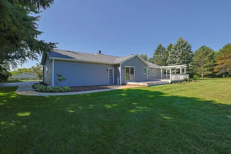 6805 Johnsburg Road Spring Grove IL 60081