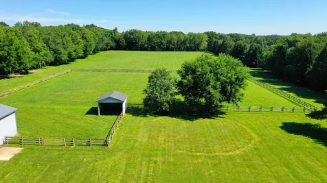 6805 Johnsburg Road Spring Grove IL 60081