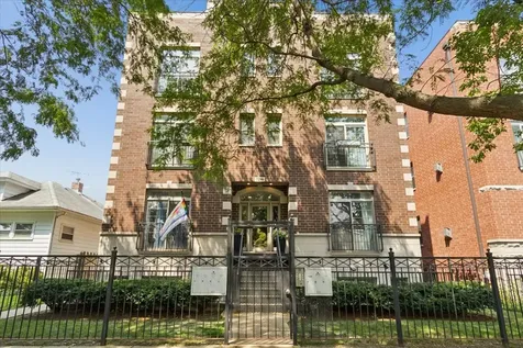 7246 North Oakley Avenue Chicago IL 60645