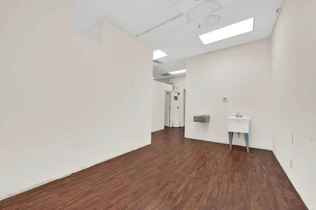 4326 South Pulaski Road Chicago IL 60632