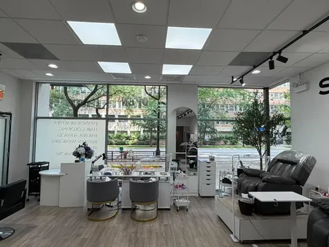 3110 Sheridan Road Chicago IL 60657