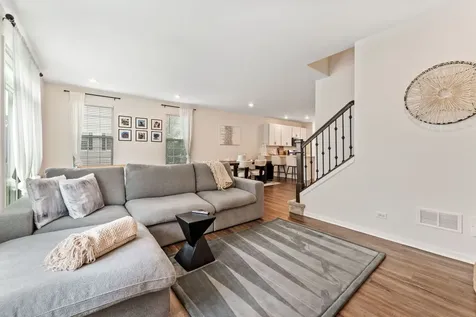538 Cimmaron Circle Crystal Lake IL 60012