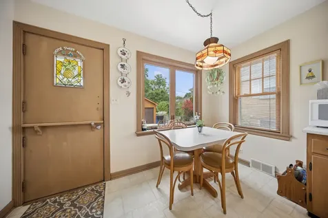 6631 North Caldwell Avenue Chicago IL 60646