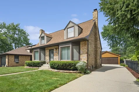 6631 North Caldwell Avenue Chicago IL 60646