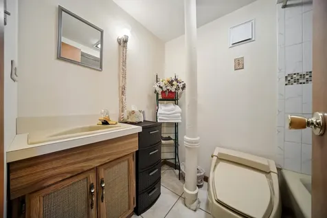 6631 North Caldwell Avenue Chicago IL 60646