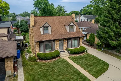 6631 North Caldwell Avenue Chicago IL 60646