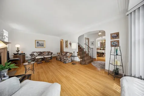 6631 North Caldwell Avenue Chicago IL 60646