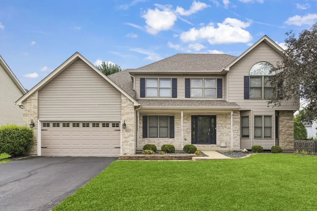 553 Danbury Drive Oswego IL 60543