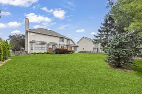 553 Danbury Drive Oswego IL 60543