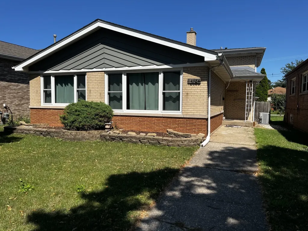 13141 South Muskegon Avenue Chicago IL 60633