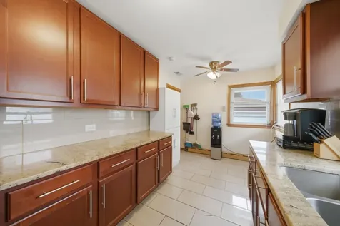 6152 West Wrightwood Avenue Chicago IL 60639