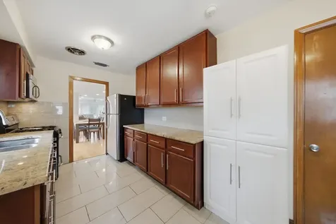 6152 West Wrightwood Avenue Chicago IL 60639