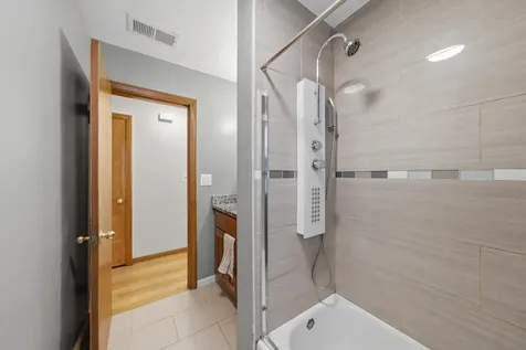 6152 West Wrightwood Avenue Chicago IL 60639