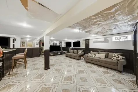 6152 West Wrightwood Avenue Chicago IL 60639