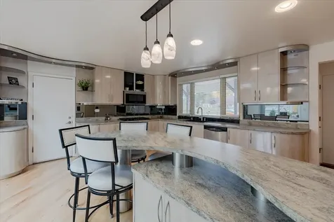 1313 Landwehr Road Northbrook IL 60062