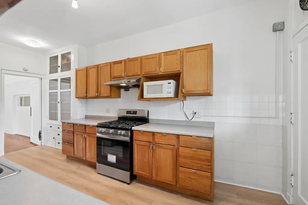 5715 South Blackstone Avenue Chicago IL 60637
