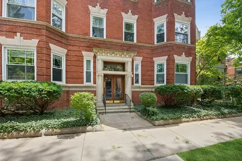 5715 South Blackstone Avenue Chicago IL 60637
