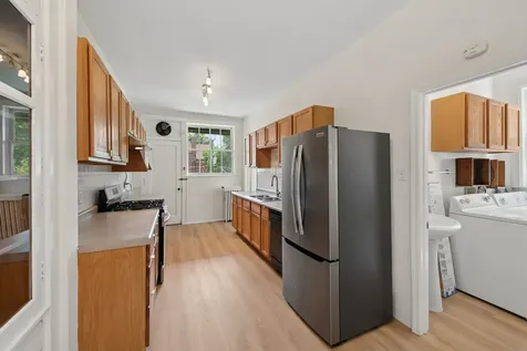 5715 South Blackstone Avenue Chicago IL 60637