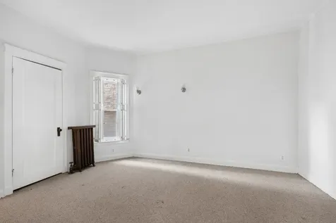 5715 South Blackstone Avenue Chicago IL 60637