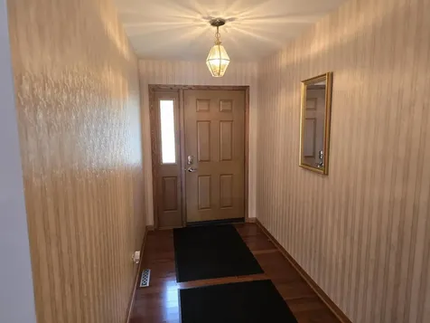 6667 Sandalwood Rockford IL 61108
