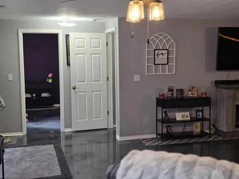 6667 Sandalwood Rockford IL 61108