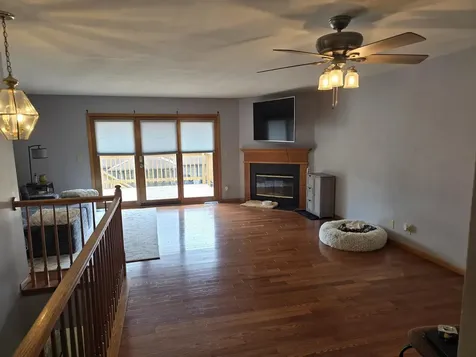 6667 Sandalwood Rockford IL 61108