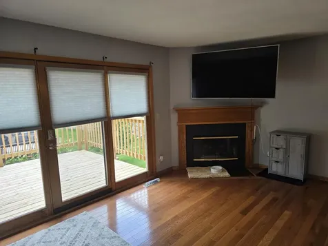 6667 Sandalwood Rockford IL 61108