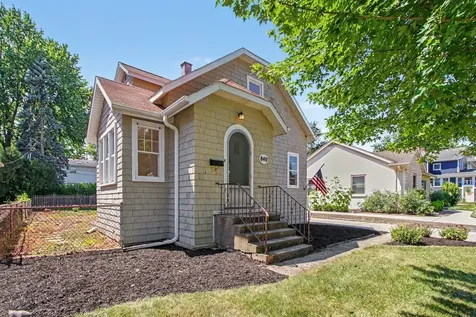 840 North Arlington Heights Road Arlington Heights IL 60004