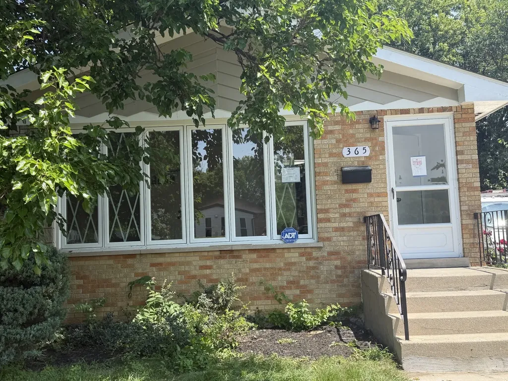 365 Serena Drive Chicago Heights IL 60411
