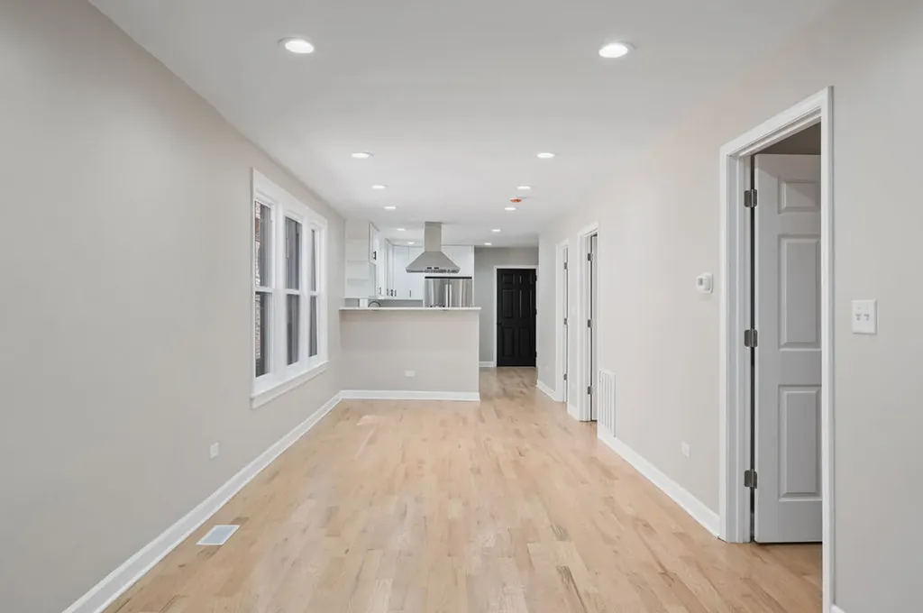 8613 South Colfax Avenue Chicago IL 60617