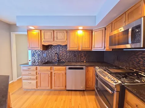 1503 Featherstone Road Rockford IL 61107