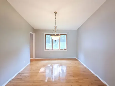 1503 Featherstone Road Rockford IL 61107