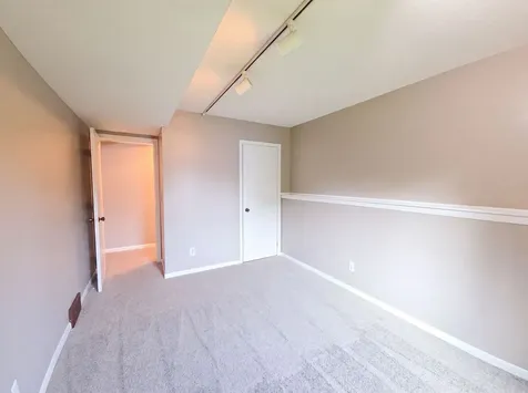 1503 Featherstone Road Rockford IL 61107