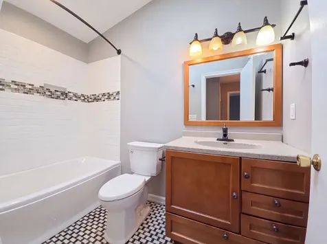 1503 Featherstone Road Rockford IL 61107