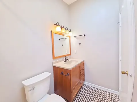 1503 Featherstone Road Rockford IL 61107