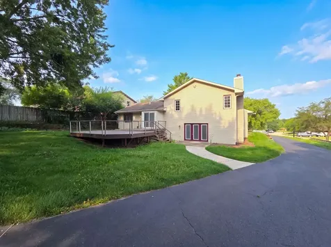 1503 Featherstone Road Rockford IL 61107