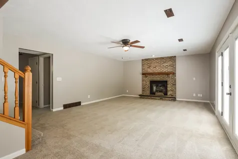 1503 Featherstone Road Rockford IL 61107