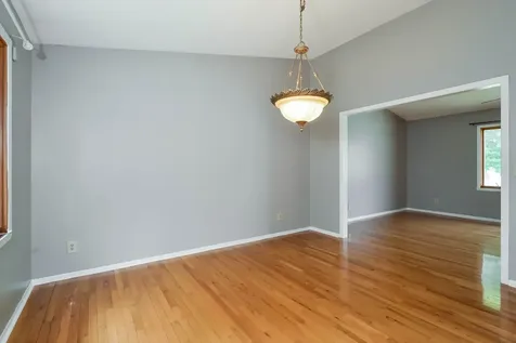 1503 Featherstone Road Rockford IL 61107